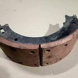 Колодка гальмівна МАЗ-500 задн. з накл. 